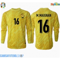 Camisa de time de futebol França Mike Maignan #16 Goleiro Replicas 1º Equipamento Europeu 2024 Manga Comprida